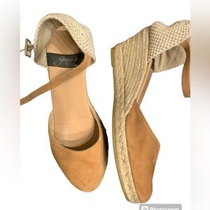 Gaimo Espana espadrilles, taupe neutral suede, size 10 or 42 tan brown